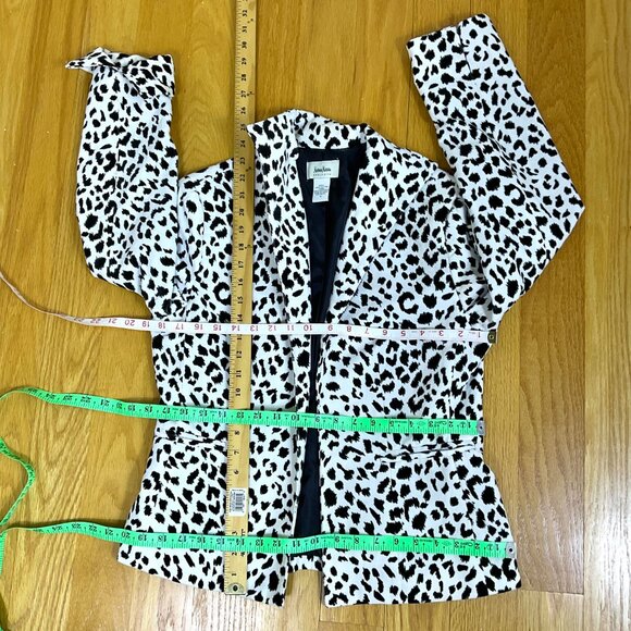 Neiman Marcus Jacket Velvet Snow Leopard No Close White Black Cotton Vintage (S) - Picture 8 of 9